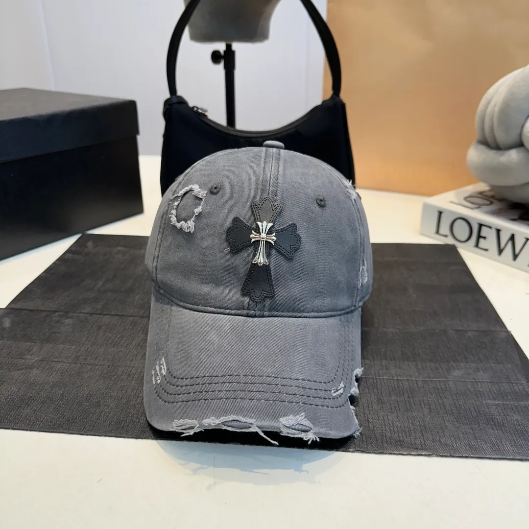 P60 Chrome Hearts 💓Early spring Korean style fashion retro distressed hole hat worn design versatile baseball cap peaked cap